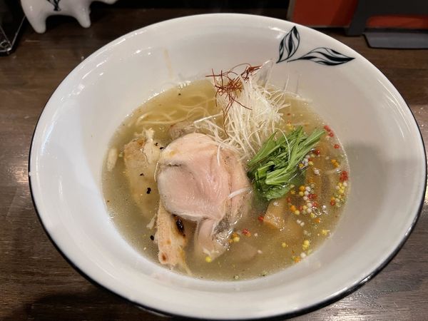 「真鯛 塩らぁ麺 寿」@らぁ麺BAR 錦 iwamotoの写真