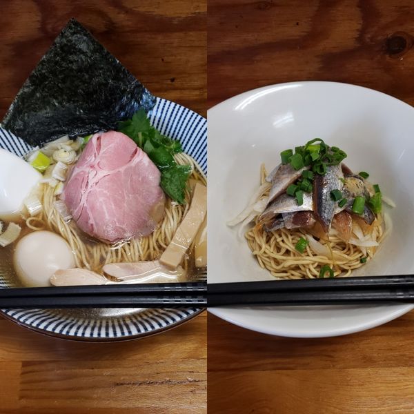 「特製白醤油1,030円いわしそば450円」@中華そば よしかわの写真