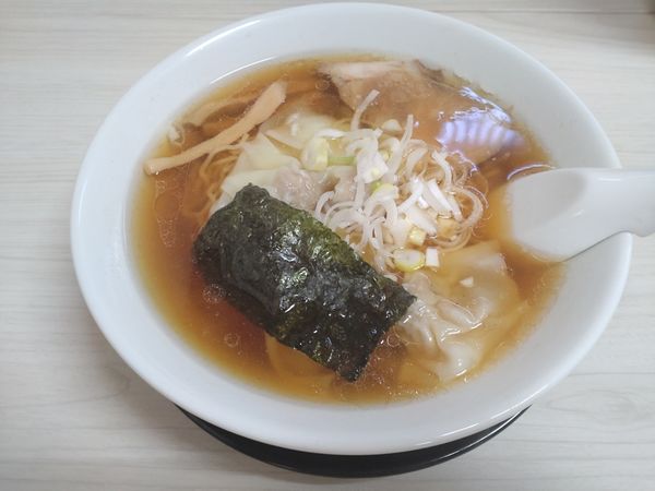「昔ながらのスープワンタン麺」@寺カフェ 中華そば水加美の写真