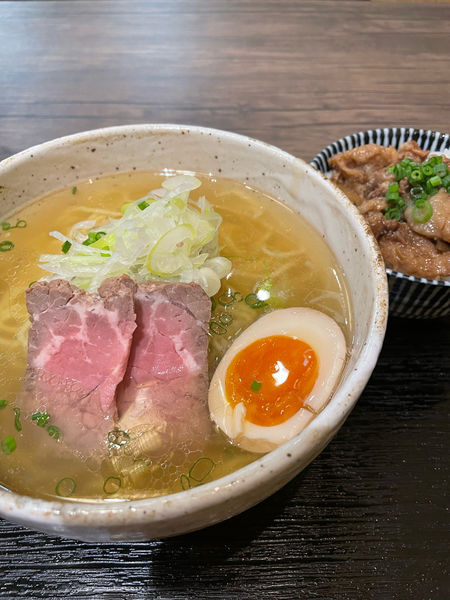 「牛塩ラーメン＆牛すじ丼」@麺割烹 九心の写真