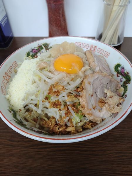 「汁なし、チーズ、油増し」@ラーメン二郎 横浜関内店の写真
