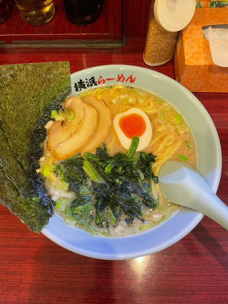「ラーメン(700円)」@横浜らーめん いちばん家の写真