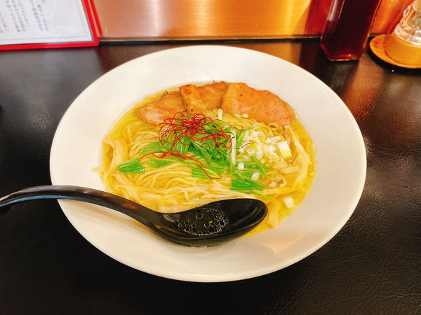 「金色塩らぁめん」@麺屋宗 -sou- 高田馬場本店の写真