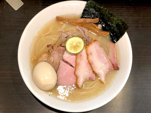 「★＜恒例月1限定＞特製 蟹海老出汁らぁめん(塩)🍜¥1,300」@麺処 夏海の写真