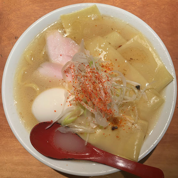 「すごい鶏らーめん」@やきとり宮川 四ツ谷店の写真