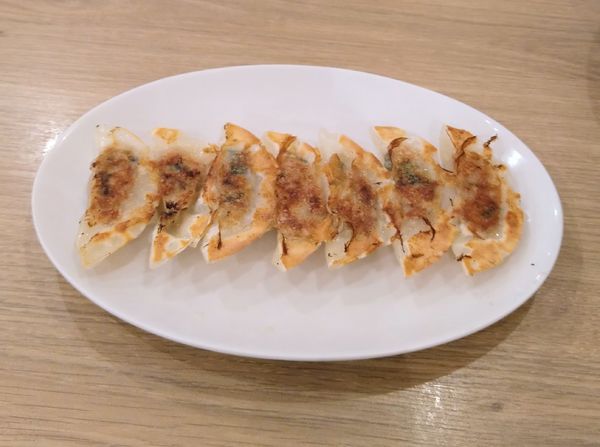 「餃子」@ぎょらん亭 西早稲田店の写真
