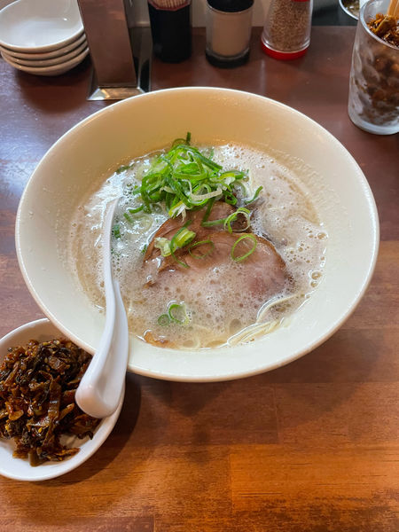 「博多豚骨らーめん」@幸心堂の写真