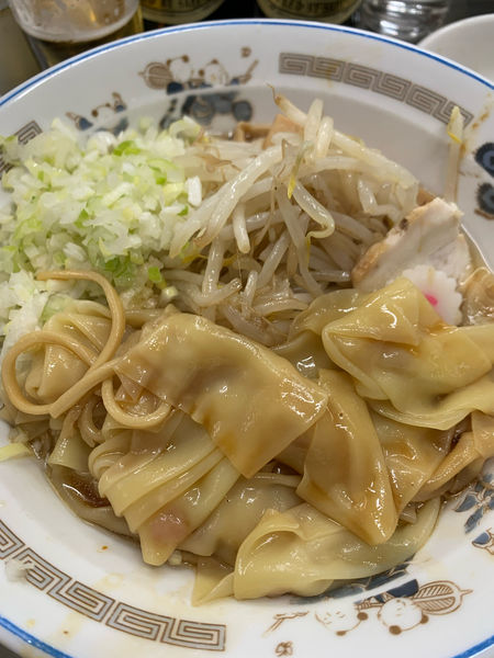 「油そば ワンタン」@中華そば みたかの写真