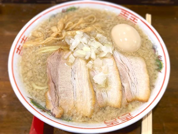 「背脂中華そば￥740＋味玉￥100」@新潟発祥 なおじ 御茶ノ水店の写真