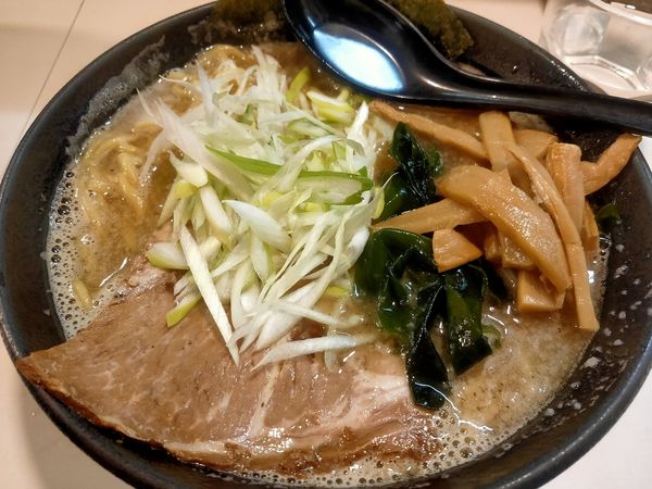 「ラーメン+大盛 600+100円」@らーめん 司の写真