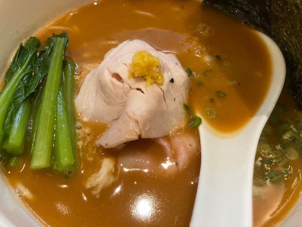 「[限定] 濃厚海老味噌真鯛らーめん」@真鯛らーめん 麺魚 錦糸町PARCO店の写真