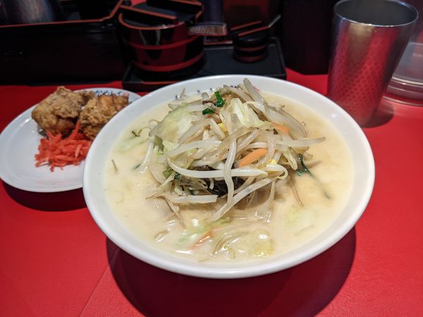 「濃厚タンメン からあげセット」@濃厚タンメン かめしげの写真