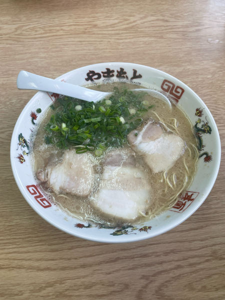 「ラーメン」@ラーメンやまもとの写真