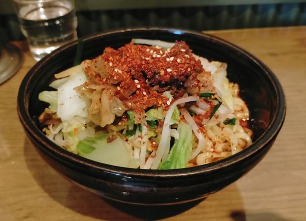 「汁なし坦々麺750円＋野菜カスタム100円」@担々麺 麻婆豆腐 ハヤフネの写真