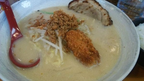 「廣島味噌ラーメン 800円＋ライス小 100円＋α」@麺場 田所商店 行徳店の写真