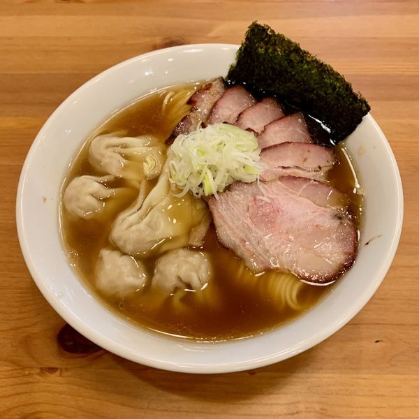 チャーシューワンタンメン