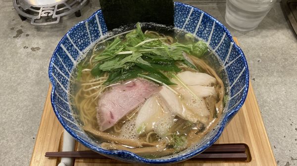 「海香る熟成塩ラーメン」@ラーメンクワトロの写真