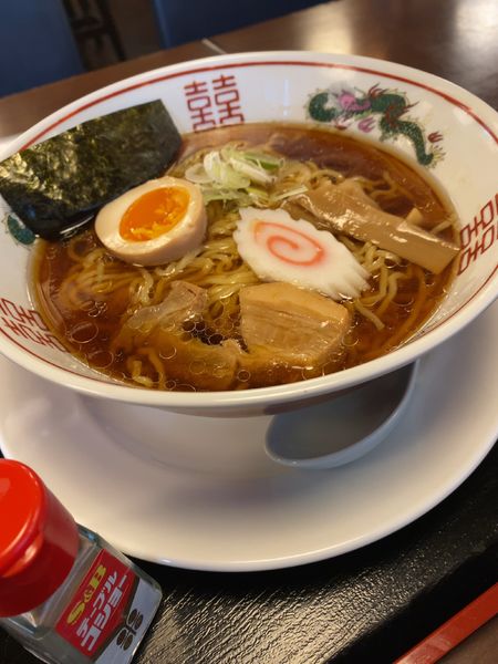 「屋台醤油ラーメン」@定食のまる大 静岡北口店の写真