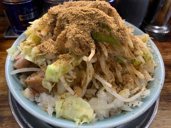 「小ラーメン　ヤサイマシあと全部マシマシ」@麺でる 多摩センター店の写真