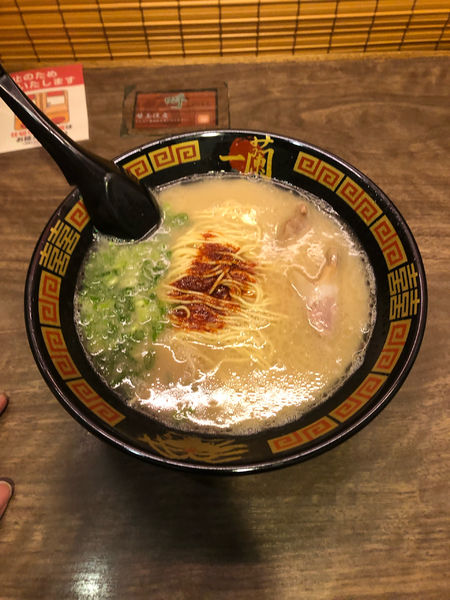 「ラーメン(980円、、？)」@一蘭 渋谷店の写真