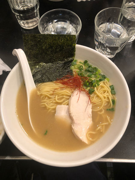 「鶏そば(860円、、？)」@麺屋 鶏路地の写真
