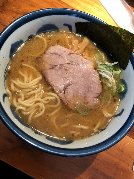 「ラーメン 800円」@めん徳二代目つじ田 新橋店の写真
