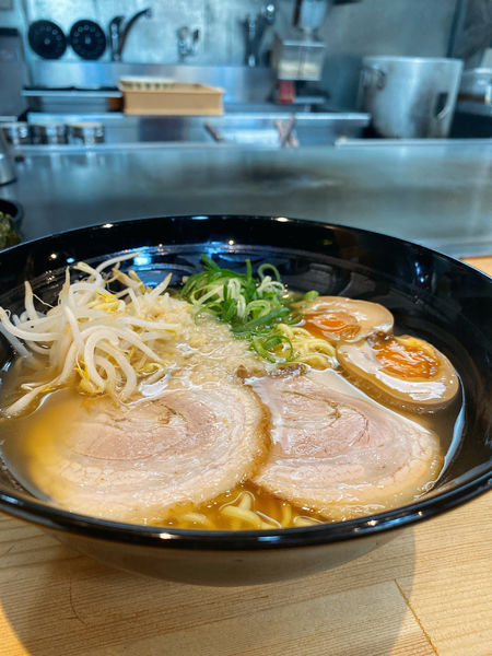 「醤油ラーメン」@麺屋・鉄板ダイニング 龍O 麻里布店の写真