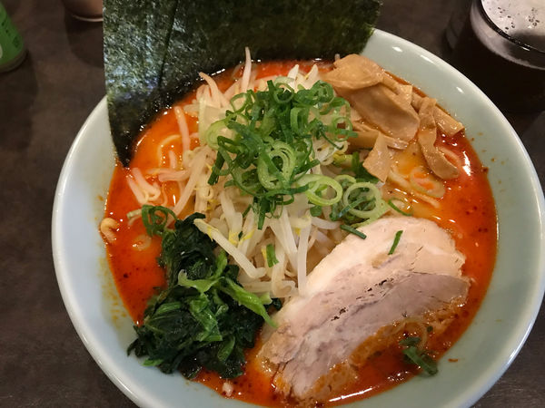 「辛味噌豚骨ﾗｰﾒﾝ固め大盛900円」@ゑびす 妙蓮寺店の写真