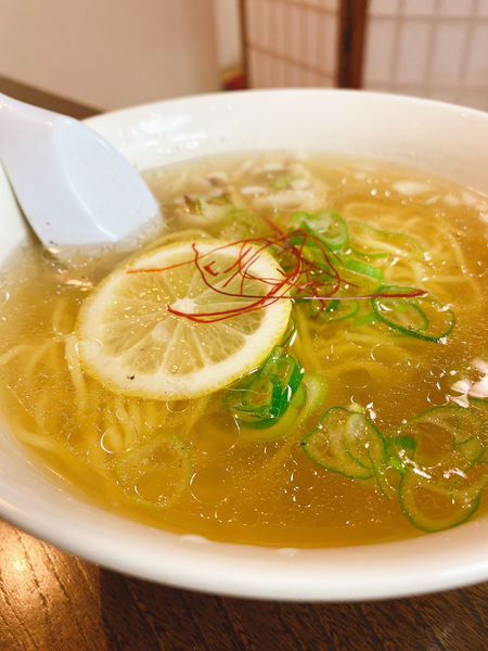 「魚のアラ出汁ラーメン」@居酒屋おおはしの写真