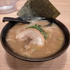横浜家系ラーメン 春樹 曳舟店の画像