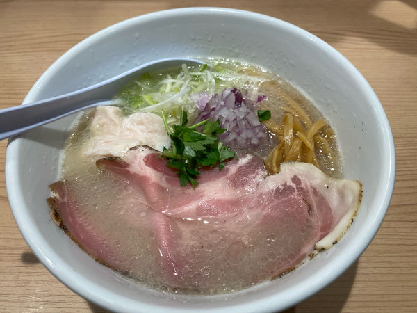 「くらむそば　塩」@貝出汁中華そば くらむの写真