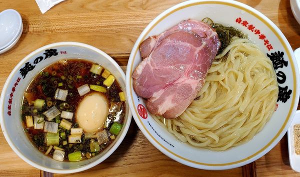 「昆布水つけ麺(大盛)」@自家製中華そば 麺の虜の写真