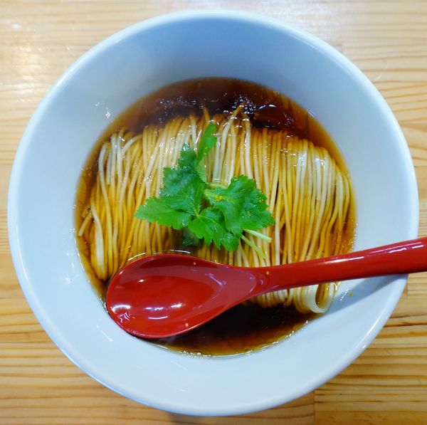 「（梅）かけそば 醤油＋おまかせ三種盛り＋ハートランド」@自家製麺 くろ松の写真
