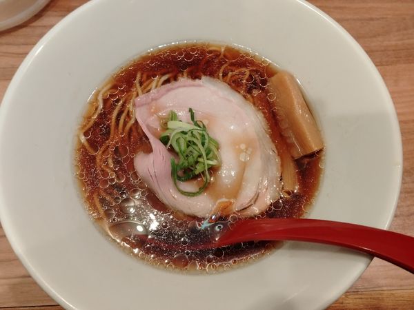 「淡麗醤油ラーメン」@ソラノイロ NIPPONの写真