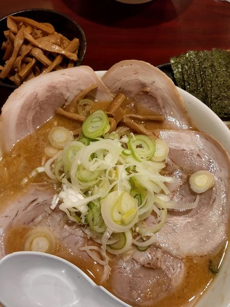 「味噌チャーシュー麺 大盛」@こってりらーめん なりたけ 本八幡店の写真