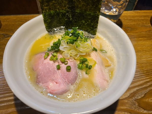 「濃厚中華そば(しお)」@中華そば やま福の写真