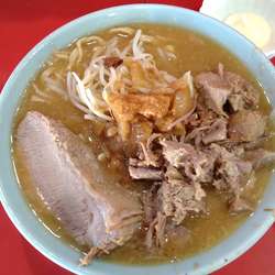 ラーメン+ほぐし豚､マヨ､半ライス