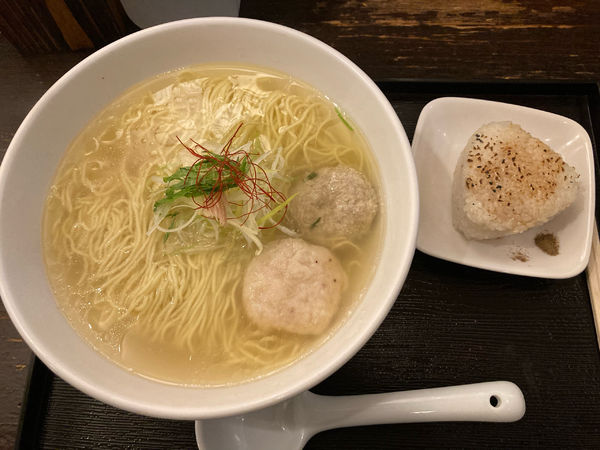 「あら炊き塩らぁめん　へしこ焼きおにぎり付き」@麺屋 海神の写真