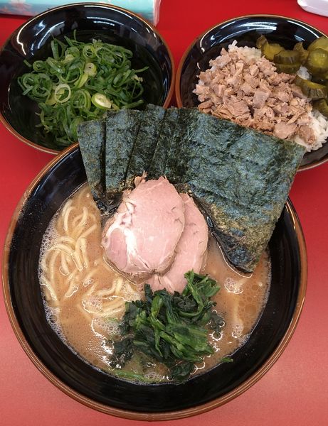 「喜ラーメン+ライス」@家系ラーメン 佐々喜家の写真