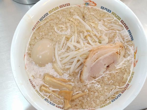「ラーメン（脂多め）＋味付玉子」@ホープ軒 千駄ヶ谷本店の写真
