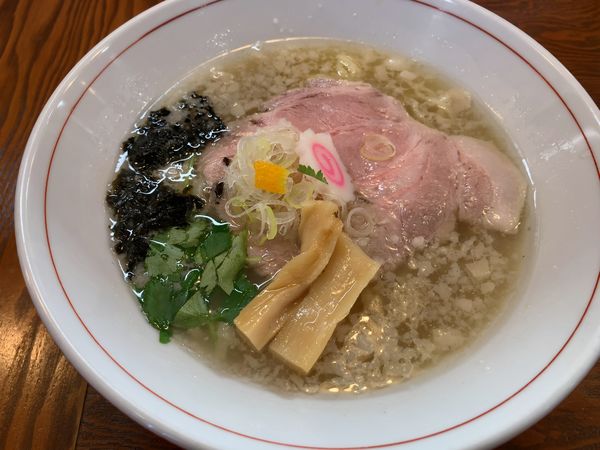 「塩らーめん」@拉麺 イチバノナカの写真