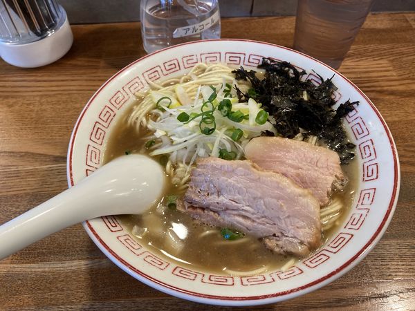 「煮干そば」@煮干中華そば専門 煮干丸の写真