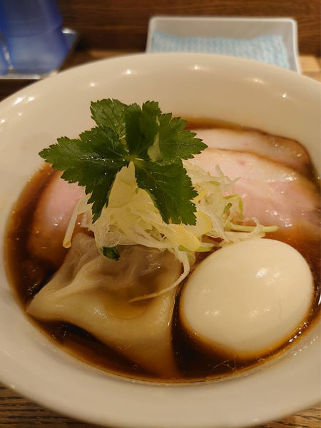 「特製中華そば」@中華そば 麺壁九年 本店の写真