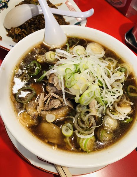 「チャーシューメン(並)半チャーハンセット 1380円」@末廣ラーメン本舗 仙台駅前分店の写真