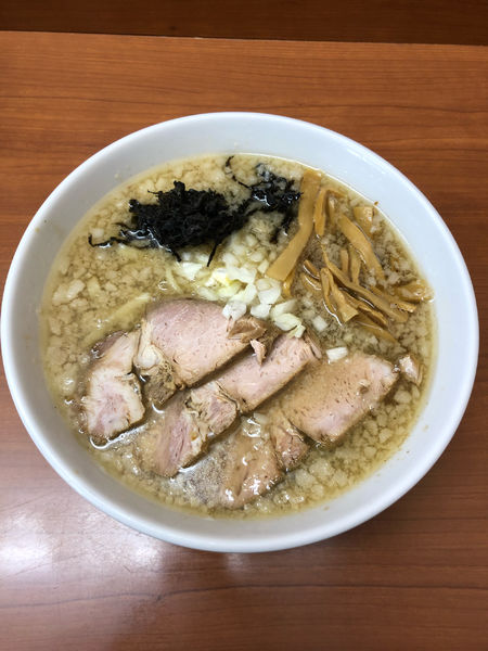 「背脂煮干」@肉煮干中華そば 鈴木ラーメン店の写真