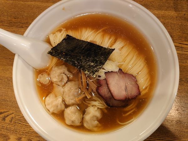 「ワンタン麺　大盛」@支那ソバ おさだの写真
