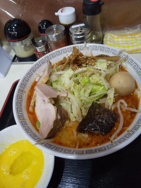 「中華そば(小)700円担々変更50円野菜120円生玉子50円」@所沢大勝軒の写真