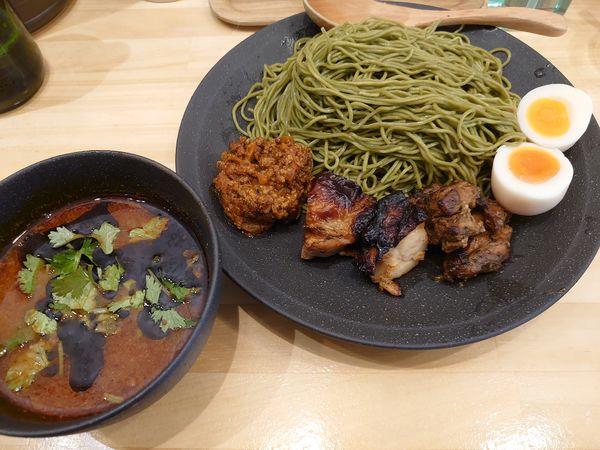 「スペシャルチリトマつけめん（モリンガ麺）」@チリトマラーメン THANKの写真