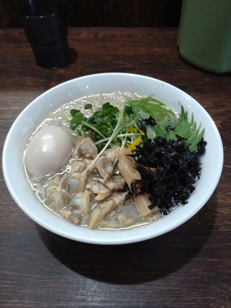 「あさりそば塩　大盛　煮玉子」@中華そば 燕屋商店の写真