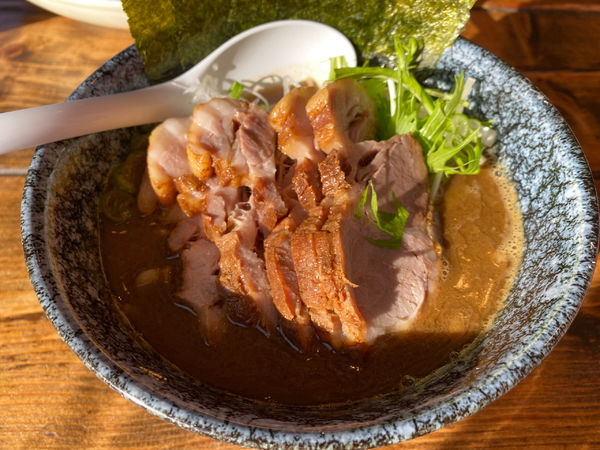 「もうひとつのしょうゆちゃーしゅーめん ¥950」@らーめん桜亭 平沢店の写真